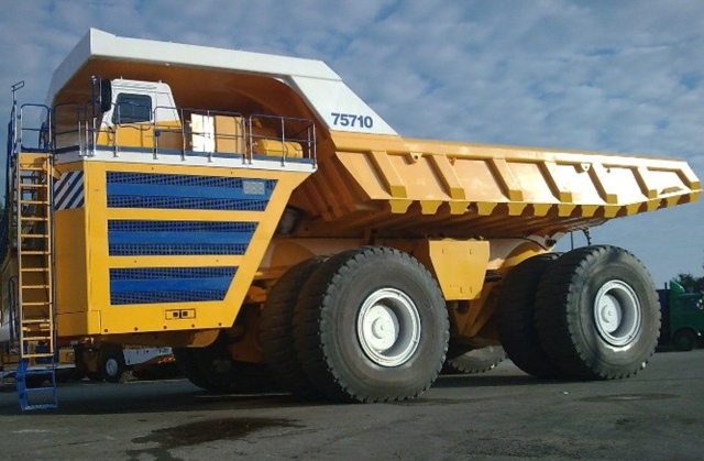 belaz-worlds-largest-dump-truck
